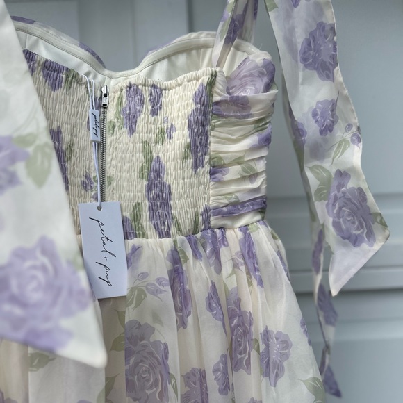 Petal & Pup Floret Midi Dress - Picture 5 of 8